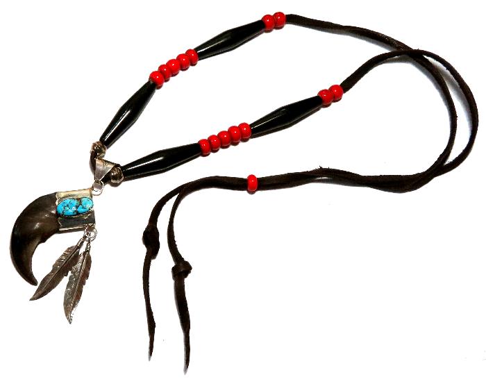 インディアンジュエリー Ernest Hawthorne Navajo ベアクロウ ペンダント